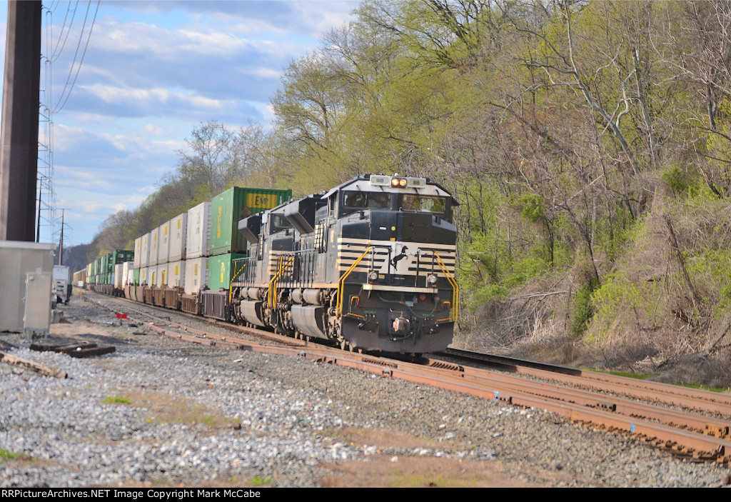NS 230